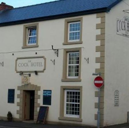 The Cock Hotel Bronllys Екстериор снимка